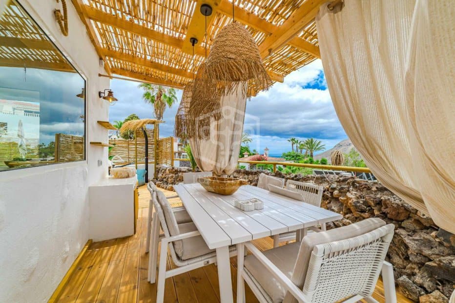 Villa a Arona, Tenerife, Spagna 5 camere da letto, 206 mq. N° 154457