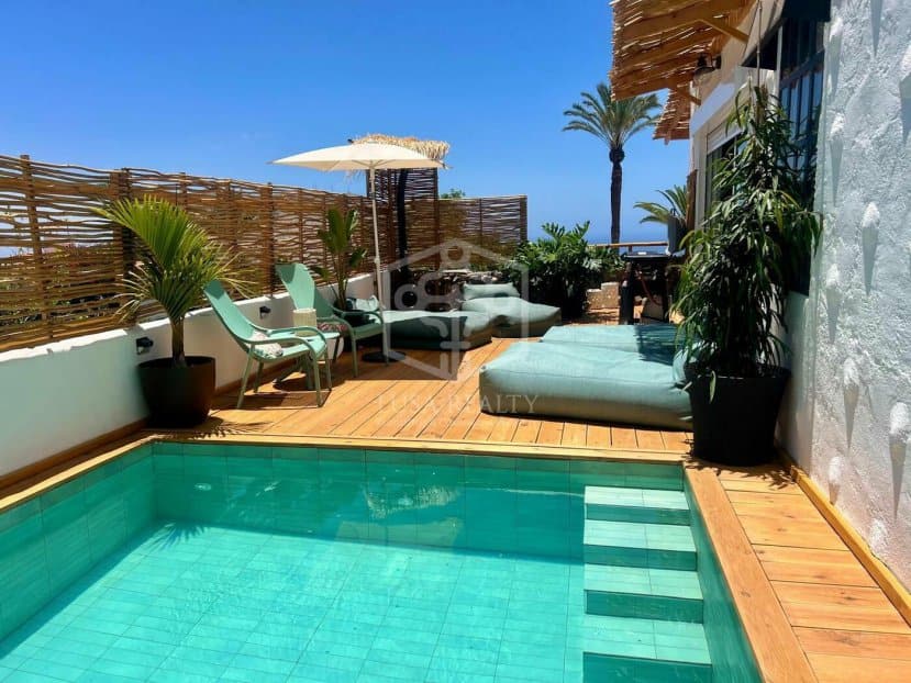 Villa a Arona, Tenerife, Spagna 5 camere da letto, 206 mq. N° 154457
