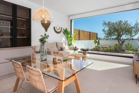 Huvila SERENA BREEZE 2 Villas, Los Alcazares, Murcia, Espanja 3 makuuhuonetta, 101.42 m2 No. 156124