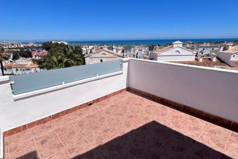 Townhouse in Torrevieja, Alicante, Spain 3 bedrooms,  No. 189133