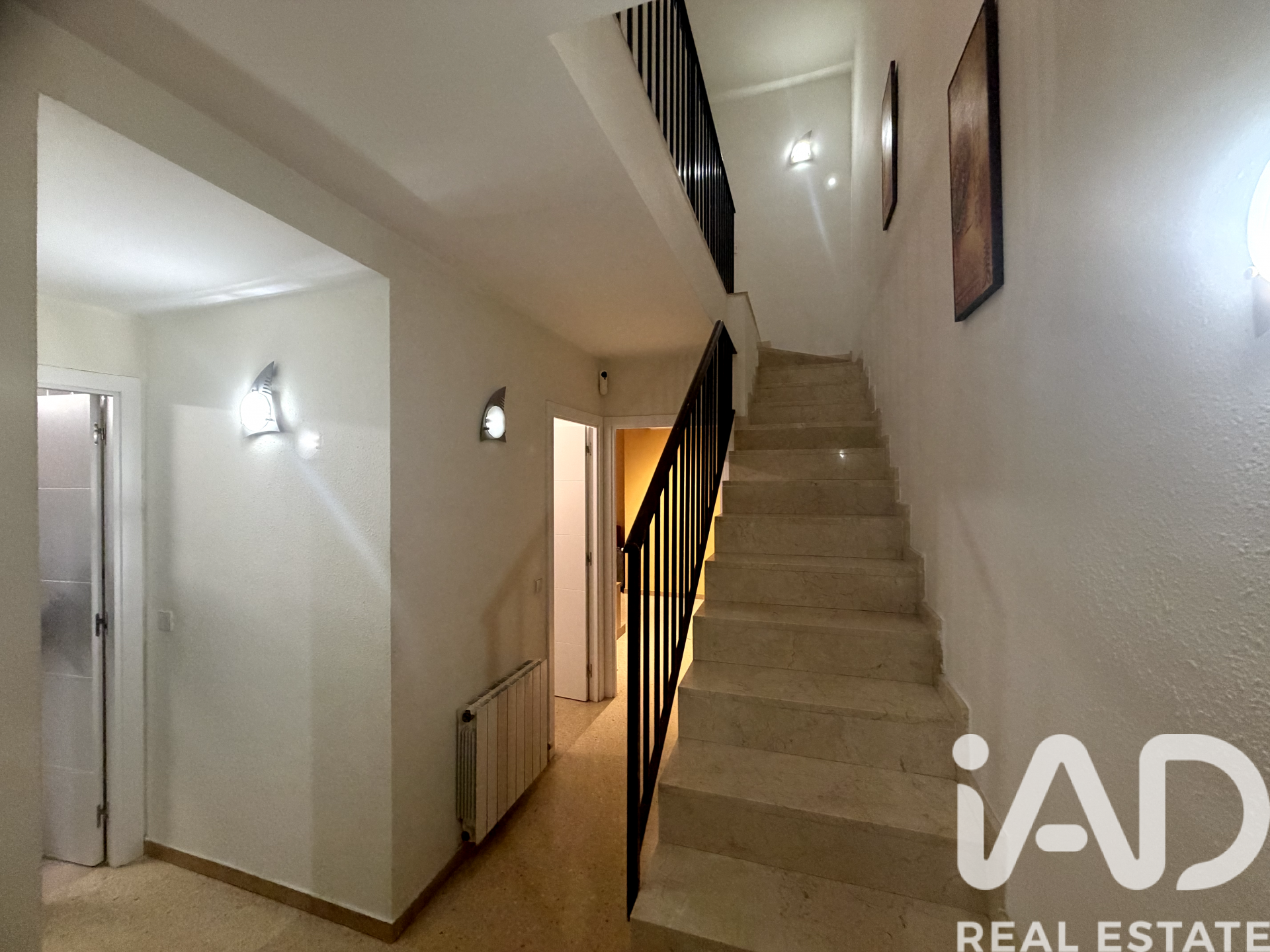 Duplex in Martorell, Barcelona, Spain 4 bedrooms, 166 sq.m. No. 172988