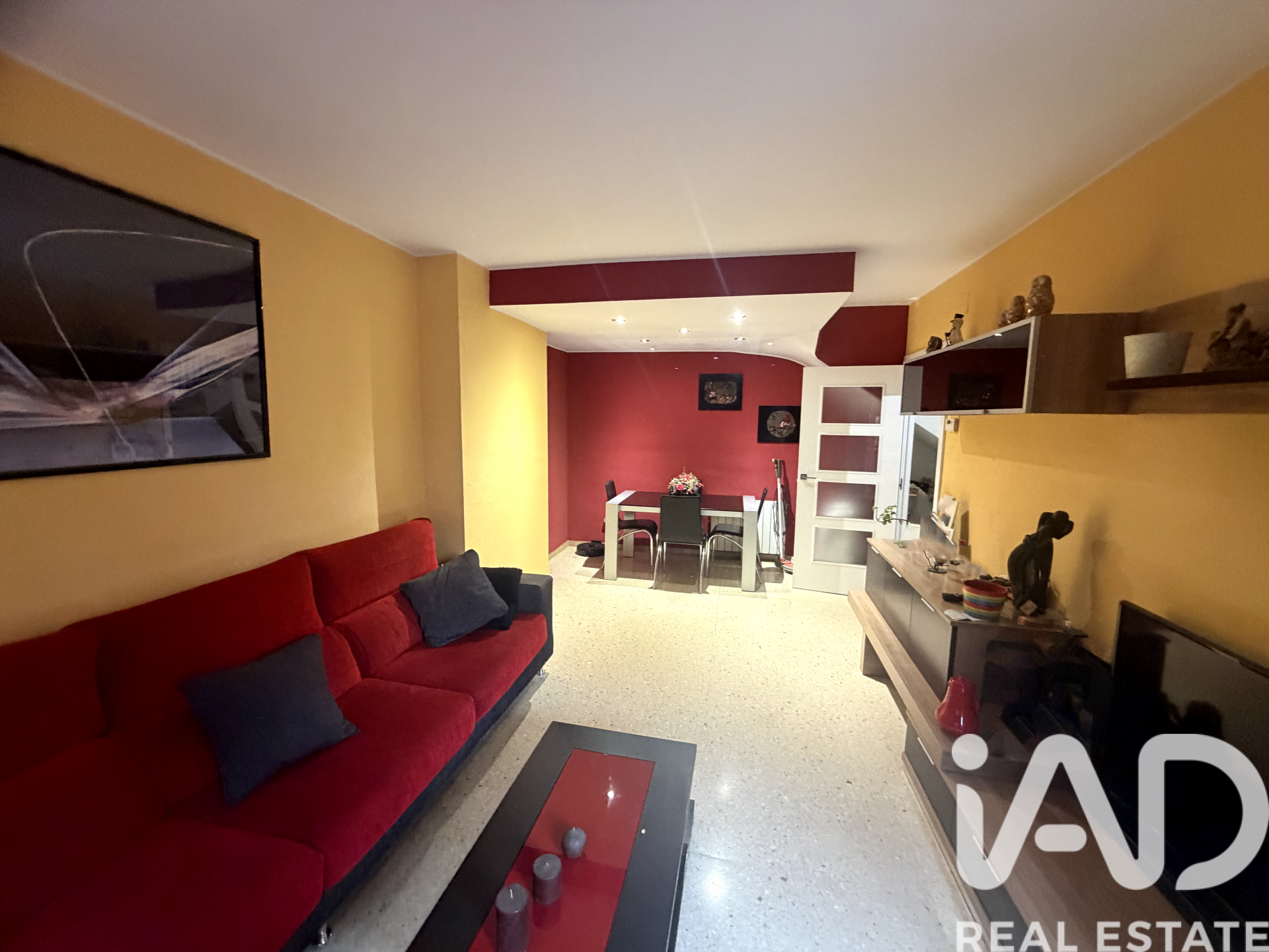 Duplex in Martorell, Barcelona, Spain 4 bedrooms, 166 sq.m. No. 172988