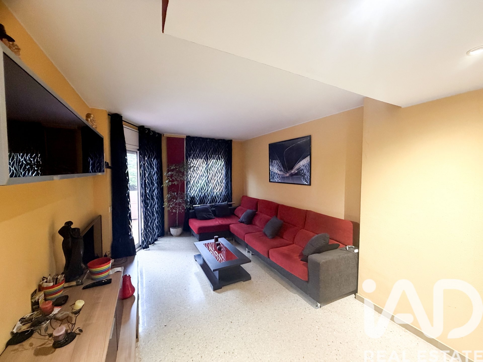 Duplex in Martorell, Barcelona, Spain 4 bedrooms, 166 sq.m. No. 172988