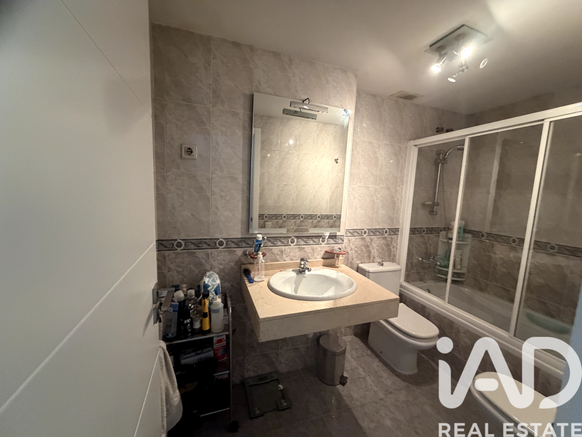 Duplex in Martorell, Barcelona, Spain 4 bedrooms, 166 sq.m. No. 172988