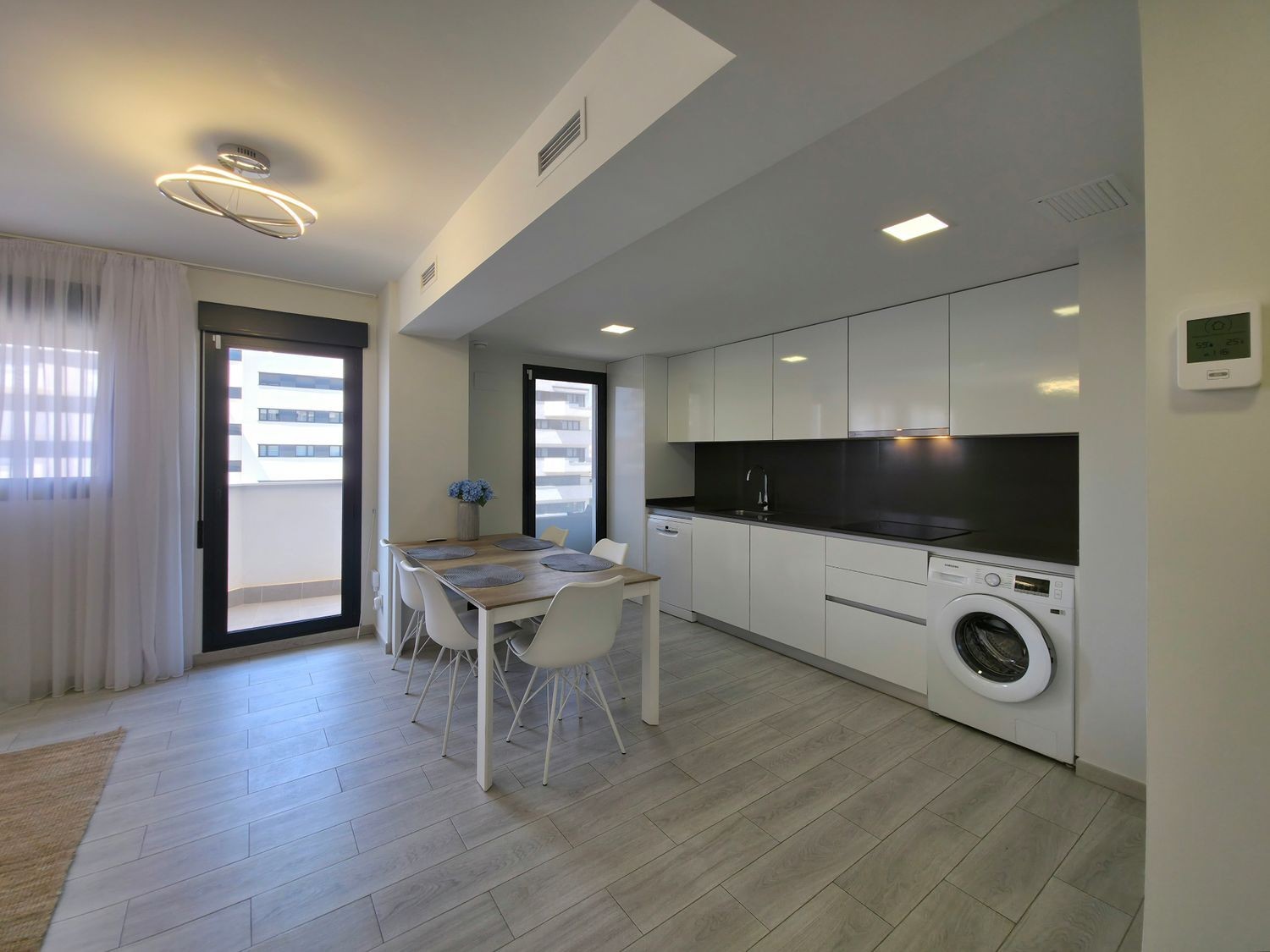 Apartment à San Juan, Alicante, Espagne 4 chambres, 135 m2 No. 138319