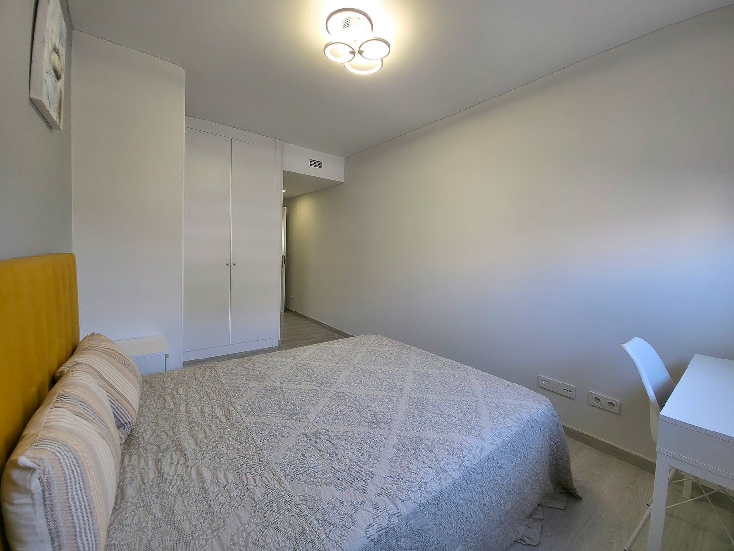 Apartment à San Juan, Alicante, Espagne 4 chambres, 135 m2 No. 138319