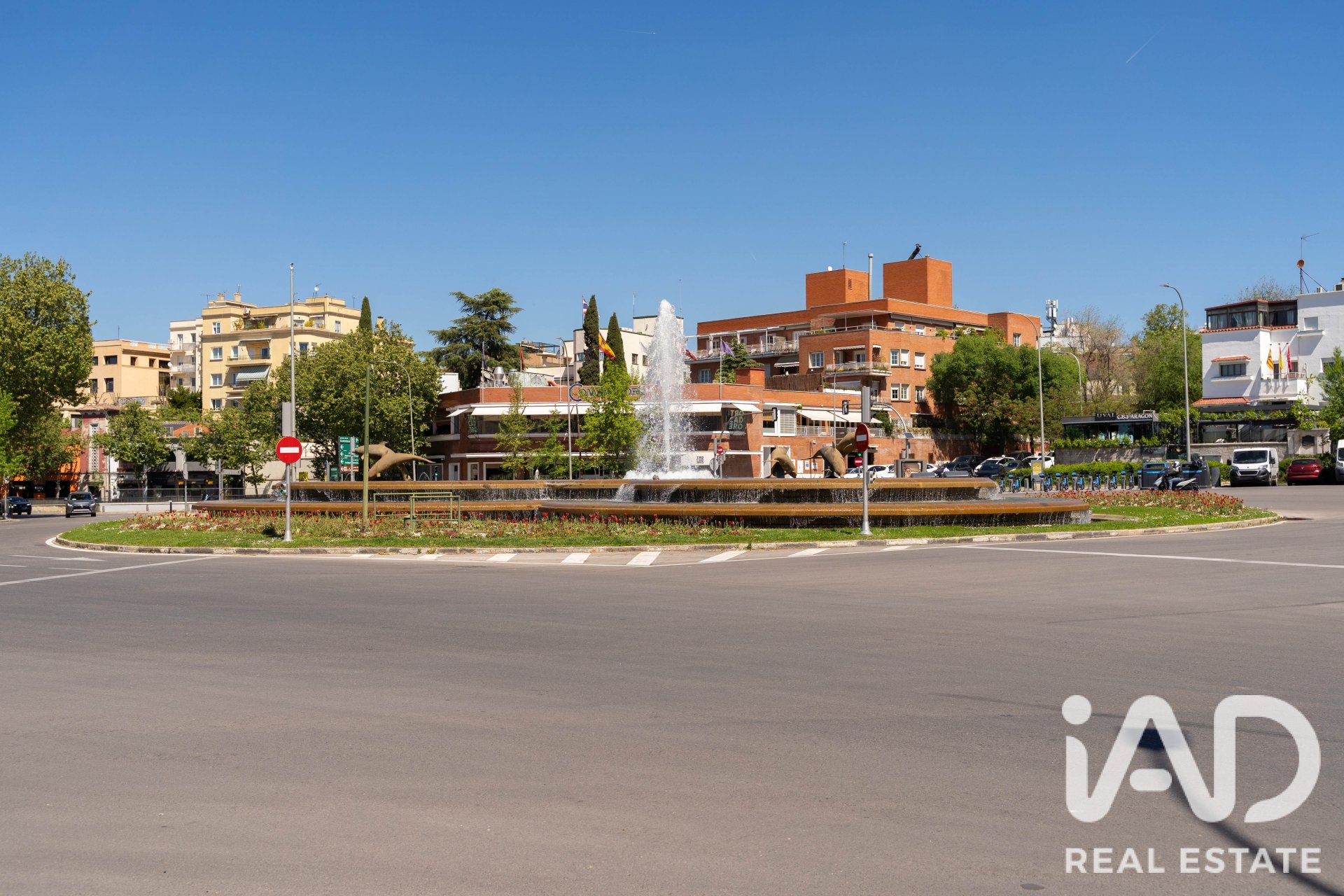 Huoneisto Madrid, Espanja 4 makuuhuonetta, 224 m2 No. 187777