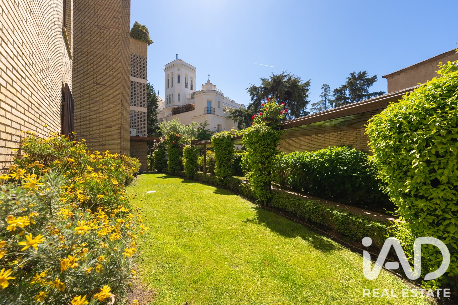 Huoneisto Madrid, Espanja 4 makuuhuonetta, 224 m2 No. 187777