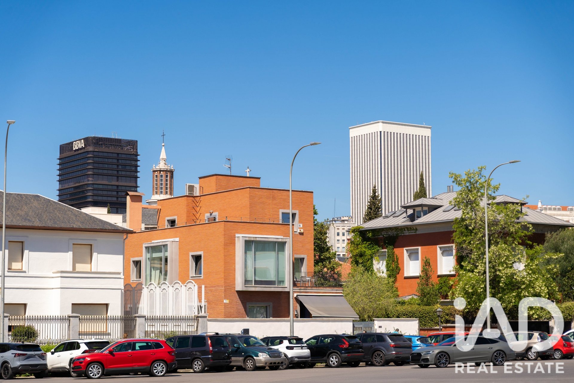 Huoneisto Madrid, Espanja 4 makuuhuonetta, 224 m2 No. 187777