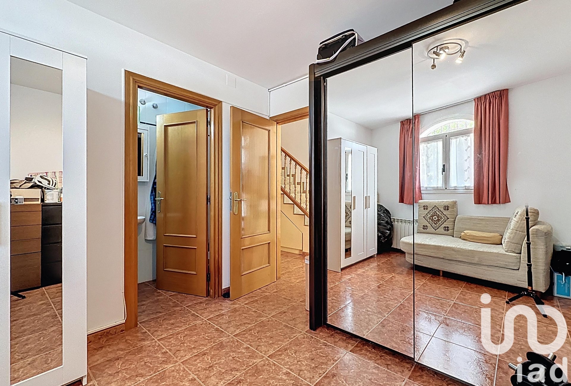 Townhouse in Sant Pere de Ribes, Barcelona, Spanien 5 Schlafzimmer, 230 m2 Nr. 153491