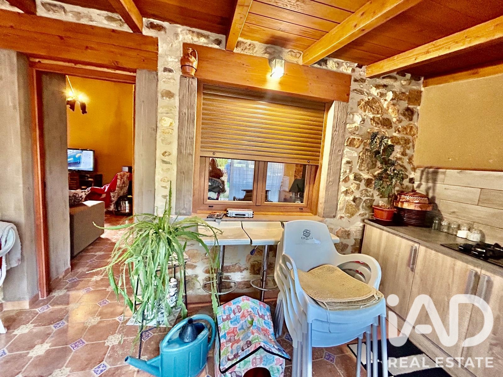 House in Castrocontrigo, Leon, Spain 2 bedrooms, 111 sq.m. No. 195000