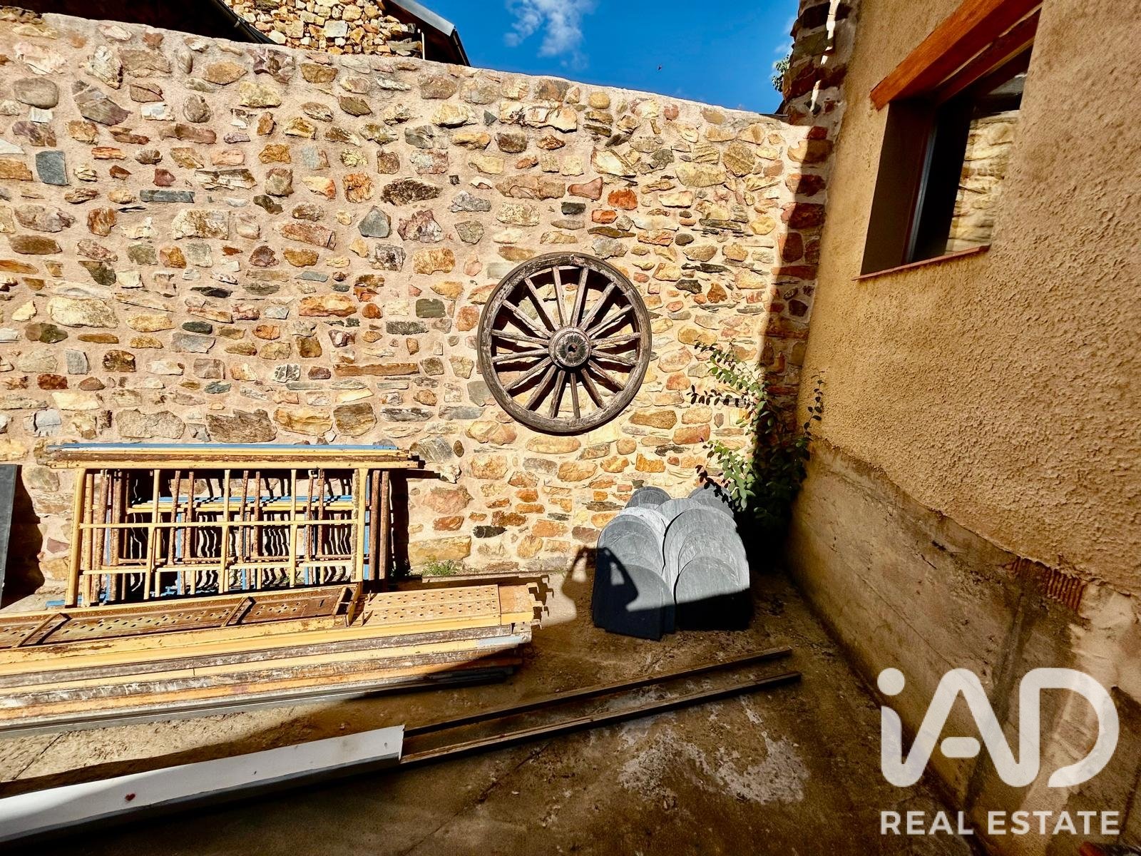 House in Castrocontrigo, Leon, Spain 2 bedrooms, 111 sq.m. No. 195000