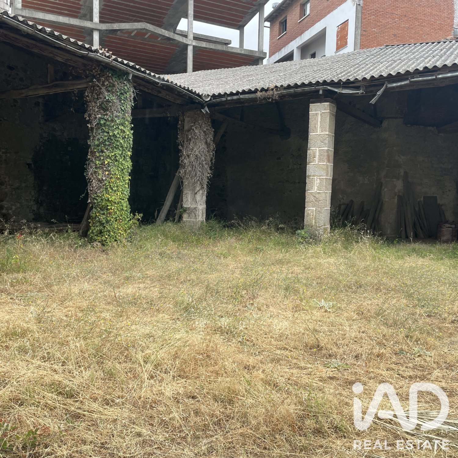 Zemes gabals Arenas de San Pedro, Avila, Spānijā 340 m2 Nr. 195003