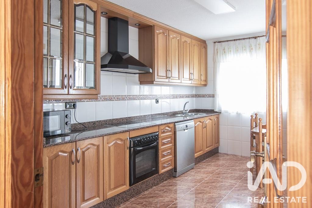 Townhouse in Orihuela, Alicante, Spain 3 bedrooms, 144 sq.m. No. 195005