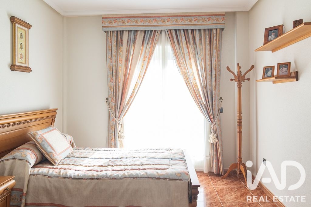 Townhouse in Orihuela, Alicante, Spain 3 bedrooms, 144 sq.m. No. 195005