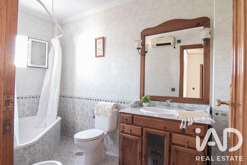 Townhouse in Orihuela, Alicante, Spain 3 bedrooms, 144 sq.m. No. 195005
