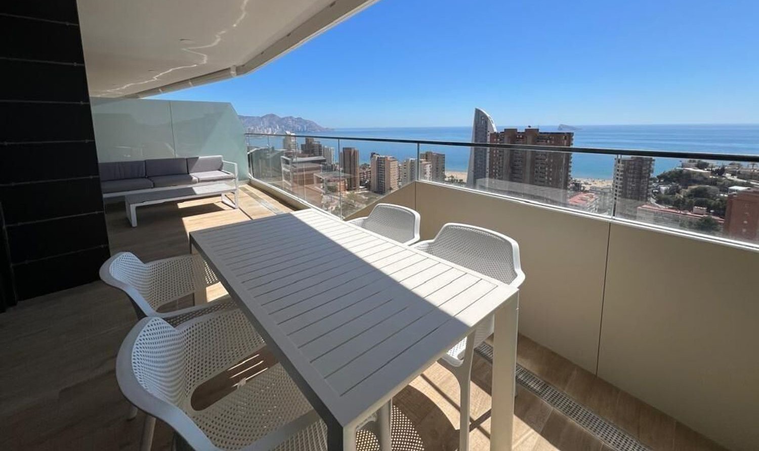 Wohnung in Benidorm, Alicante, Spanien 2 Schlafzimmer, 120 m2 Nr. 196103