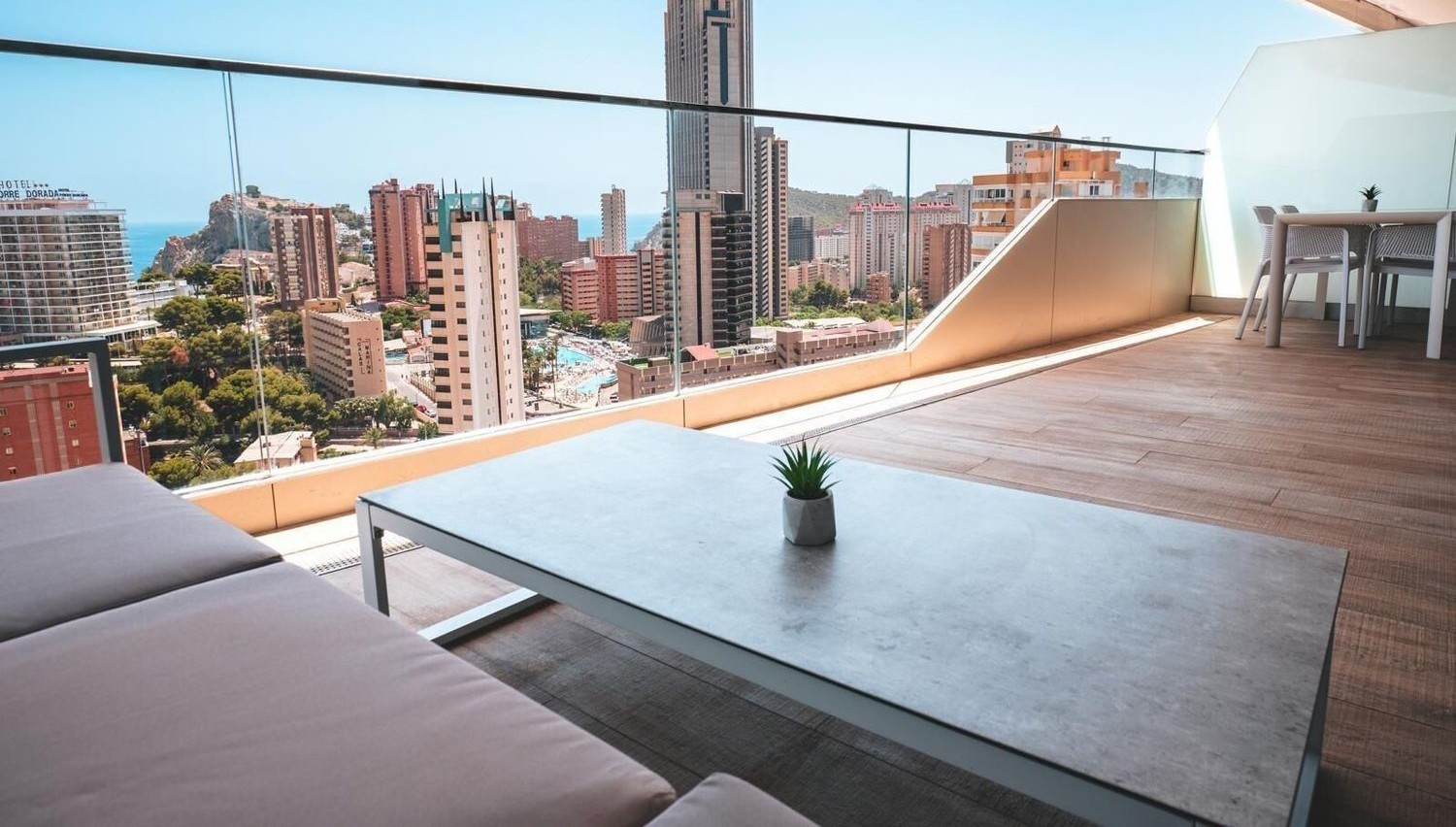 Wohnung in Benidorm, Alicante, Spanien 2 Schlafzimmer, 120 m2 Nr. 196103