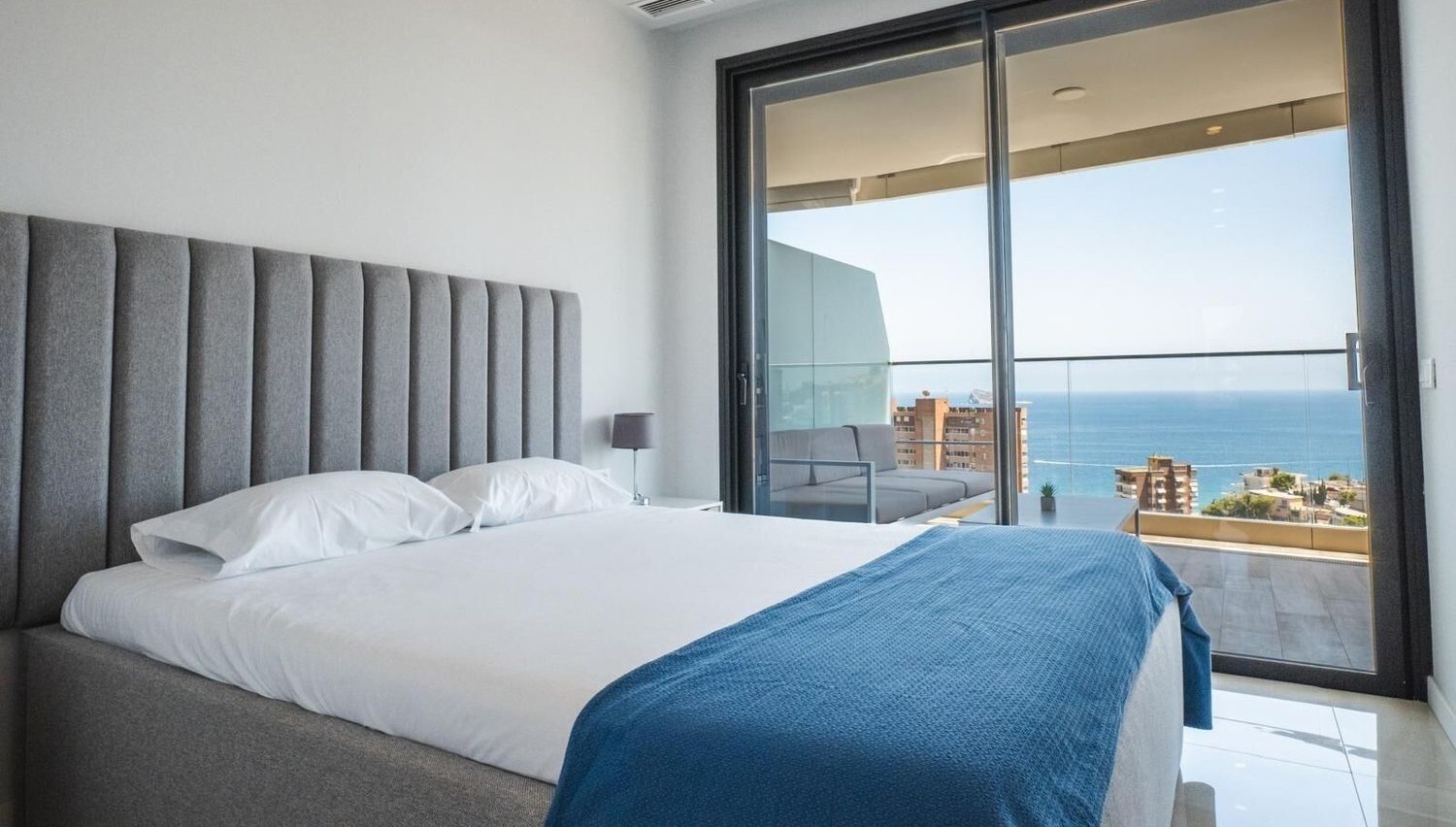 Wohnung in Benidorm, Alicante, Spanien 2 Schlafzimmer, 120 m2 Nr. 196103