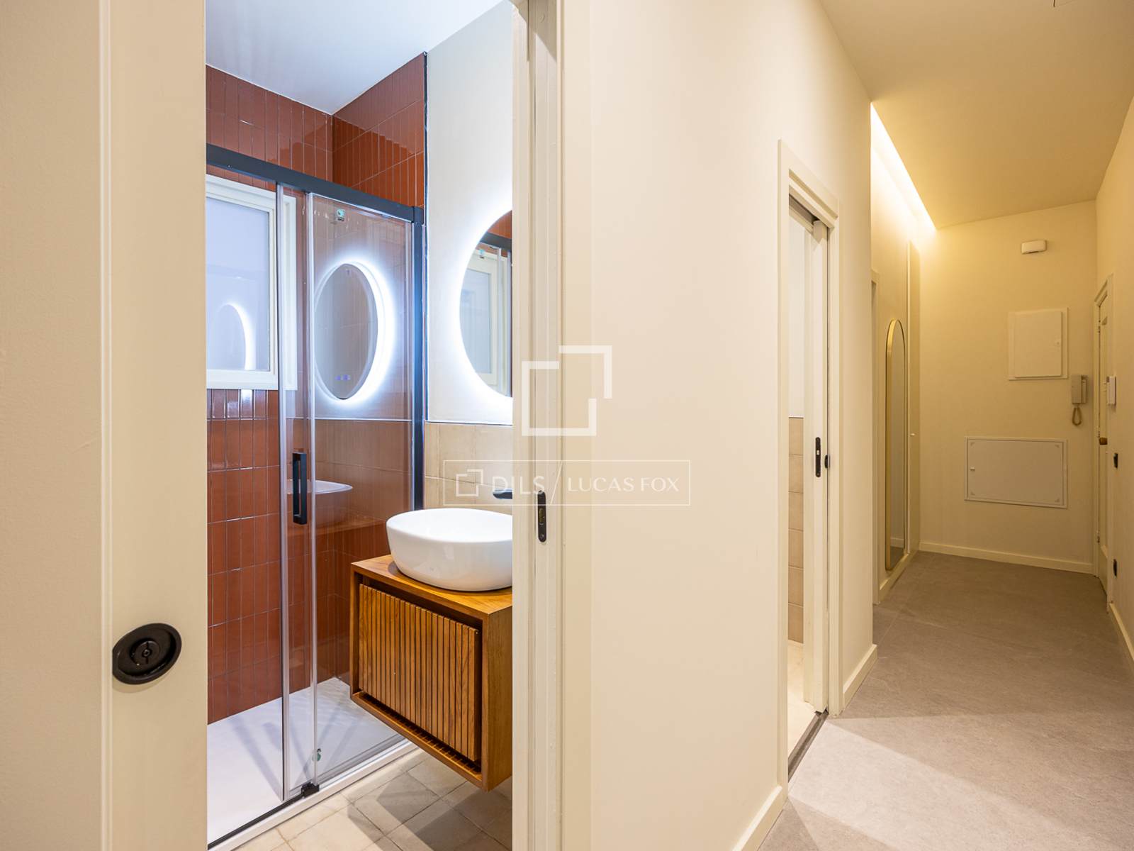 Dzīvoklis Barcelona, Spānijā 3 istabas, 67 m2 Nr. 194294