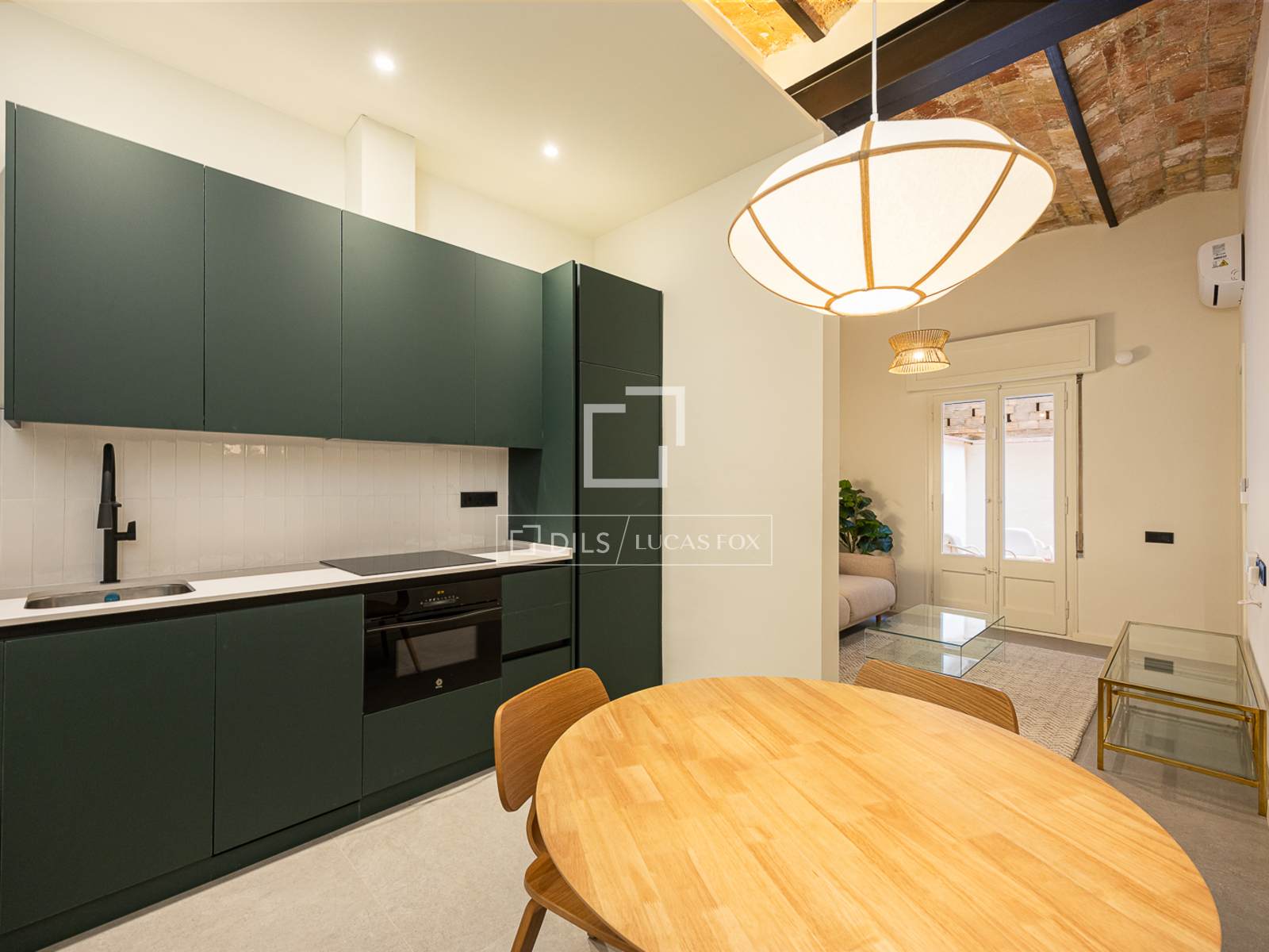 Dzīvoklis Barcelona, Spānijā 3 istabas, 67 m2 Nr. 194294