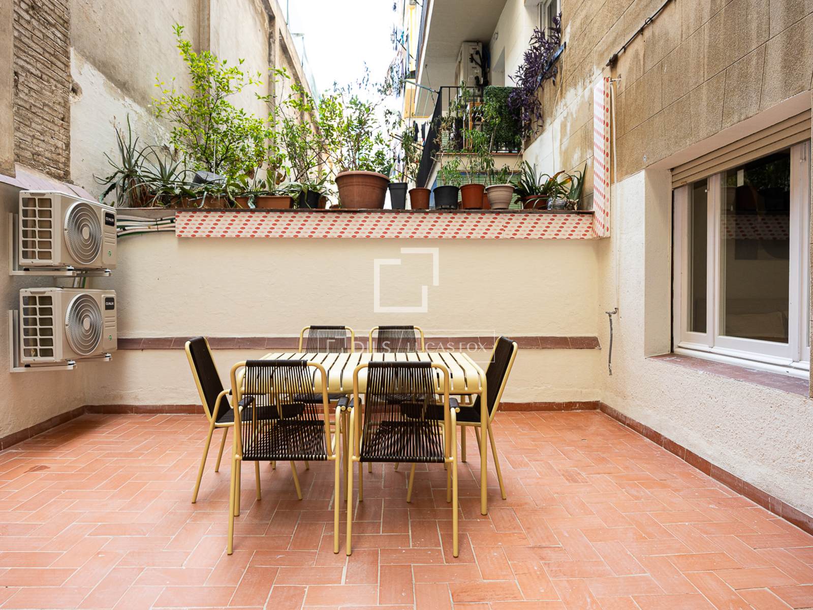 Dzīvoklis Barcelona, Spānijā 3 istabas, 67 m2 Nr. 194294