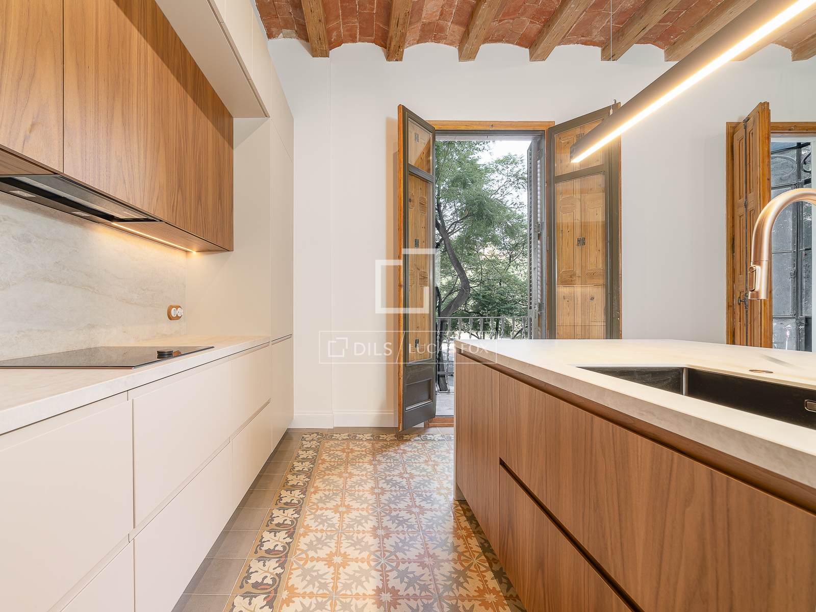 Appartamento a Barcelona, Spagna 3 camere da letto, 134 mq. N° 194292