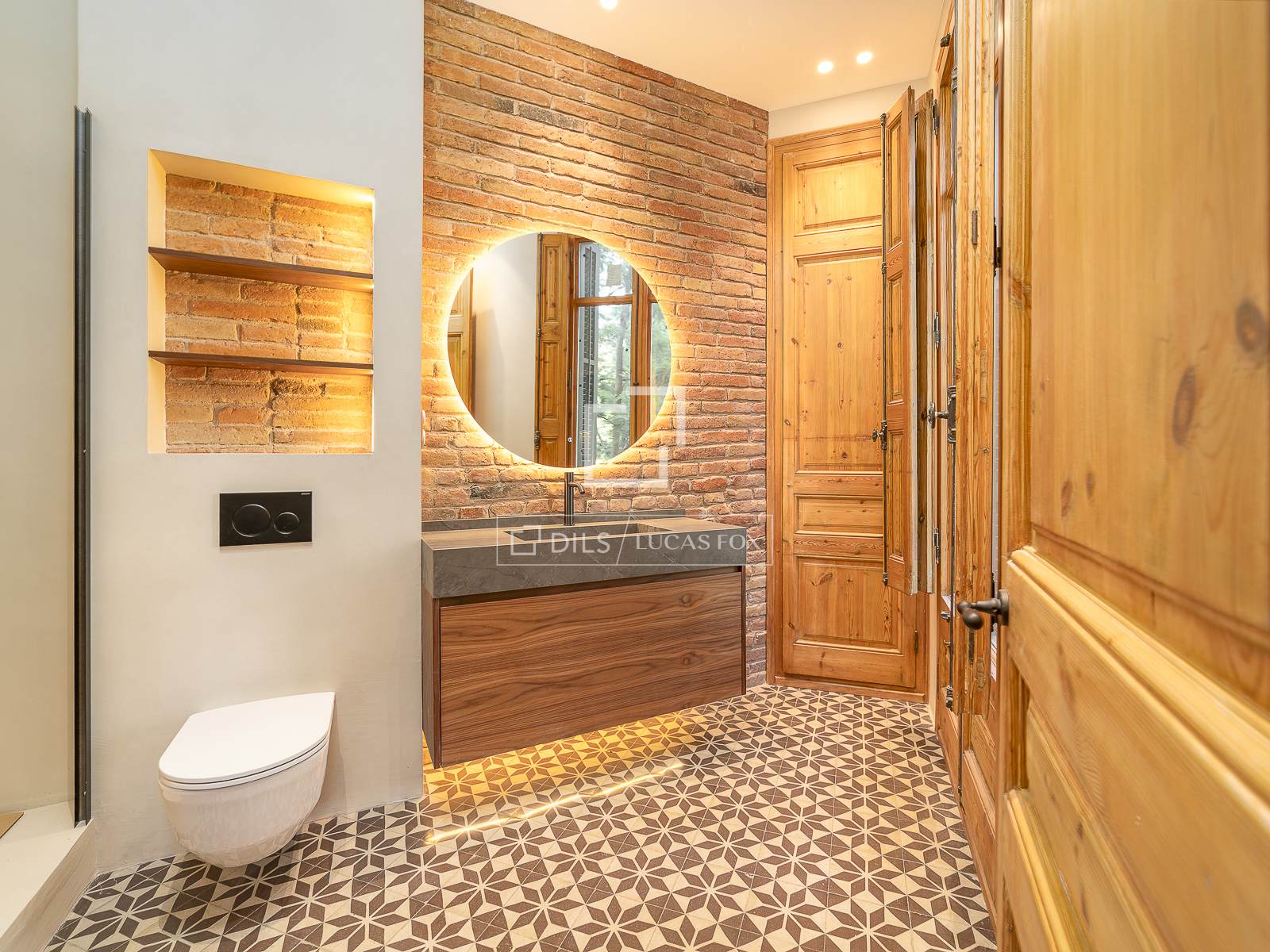 Appartamento a Barcelona, Spagna 3 camere da letto, 134 mq. N° 194292