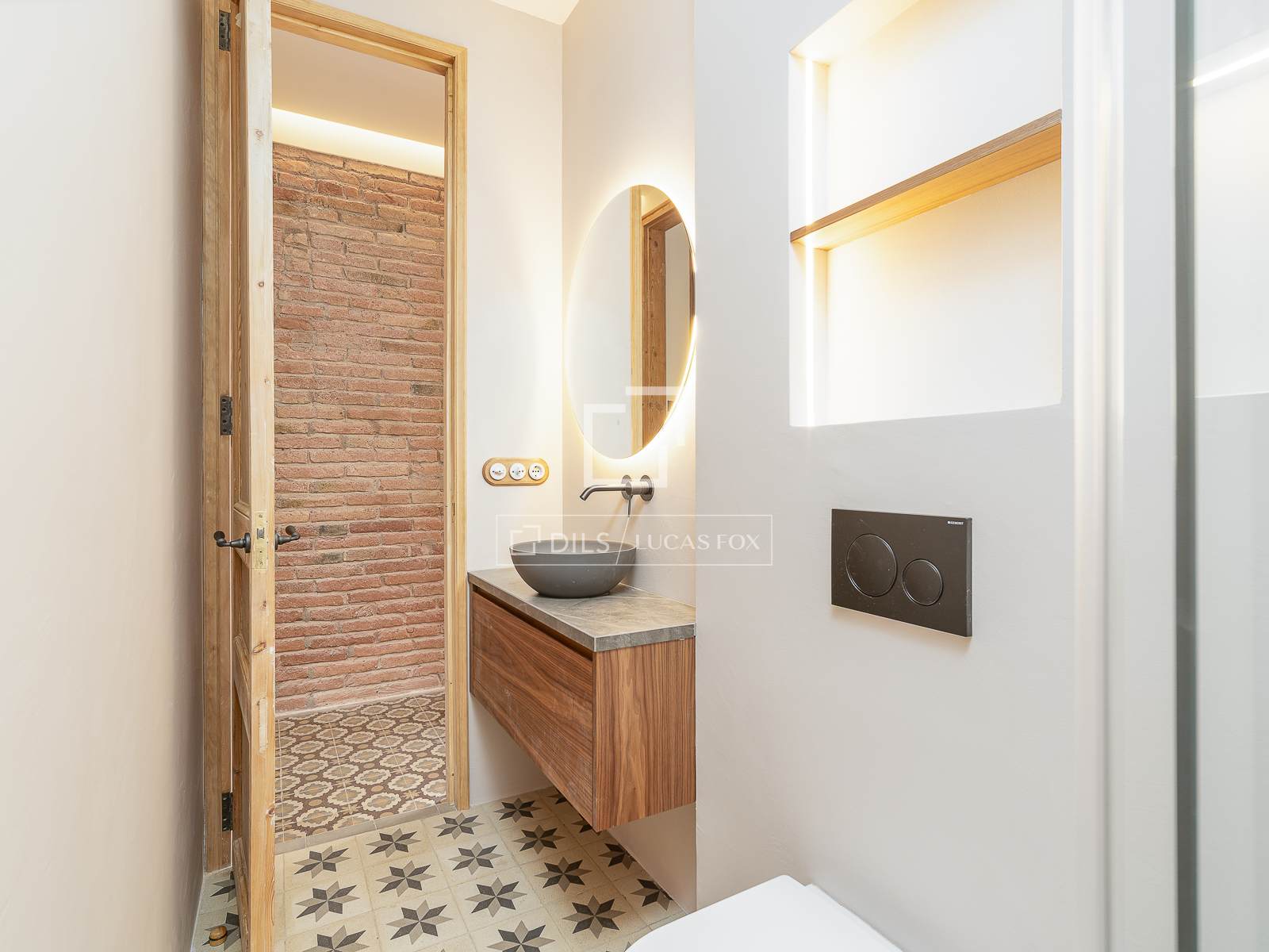 Appartamento a Barcelona, Spagna 3 camere da letto, 134 mq. N° 194292
