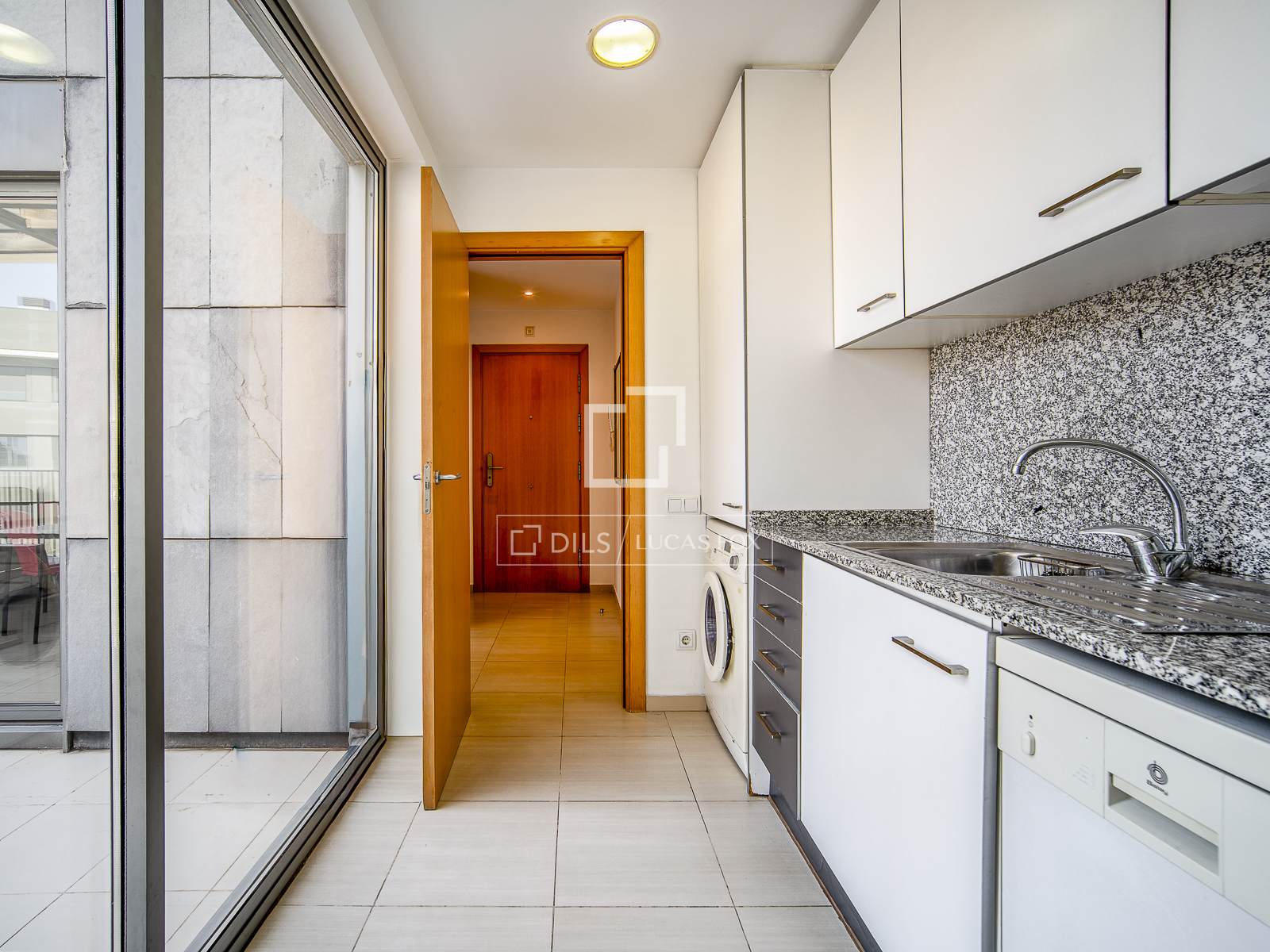 Penthouse à Barcelona, Espagne 2 chambres, 74 m2 No. 194291