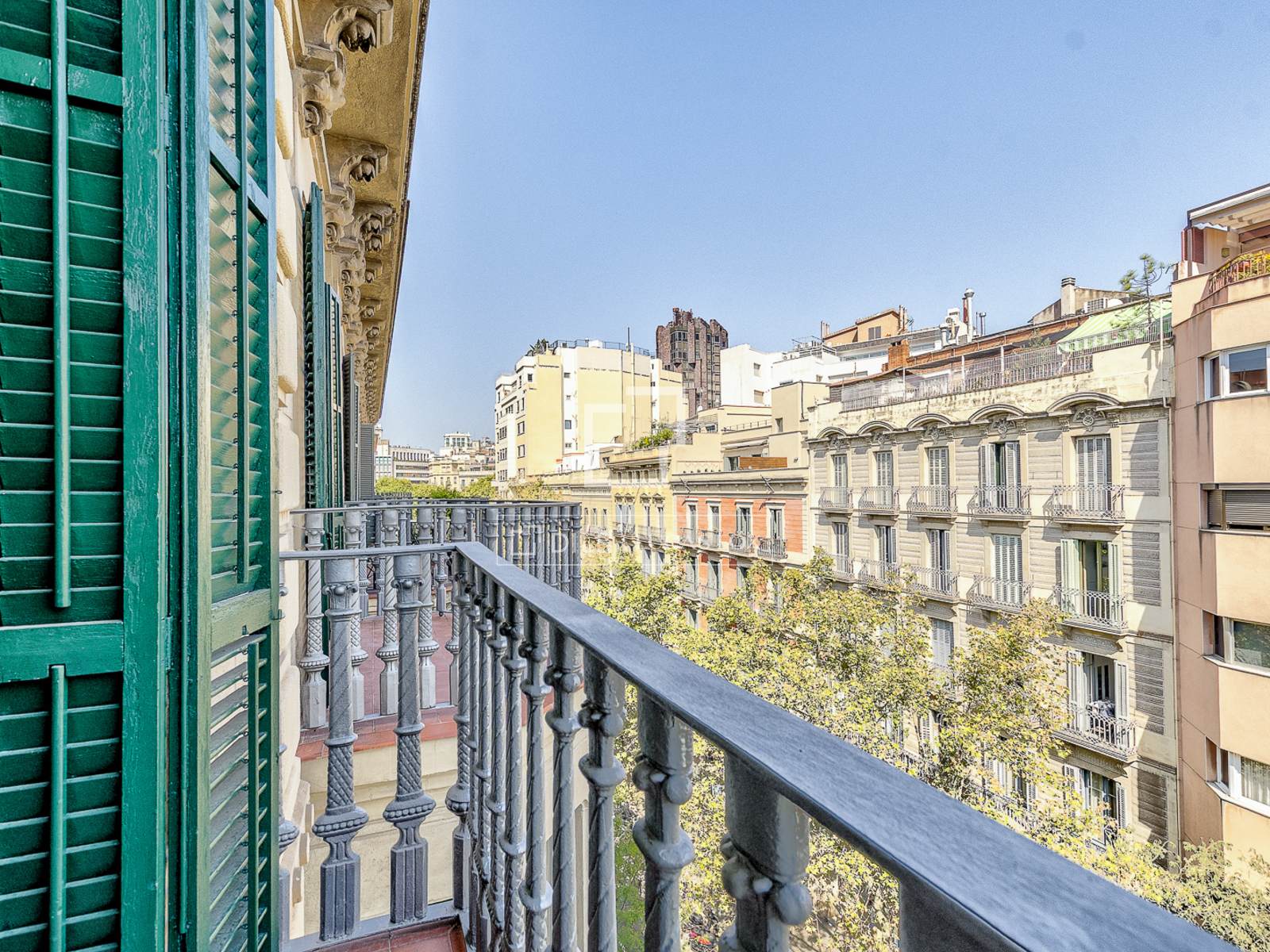 Apartamento en Barcelona, España 2 dormitorios, 110 m2 No. 194296