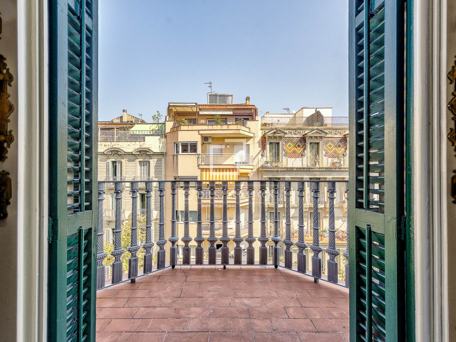 Apartamento en Barcelona, España 2 dormitorios, 110 m2 No. 194296