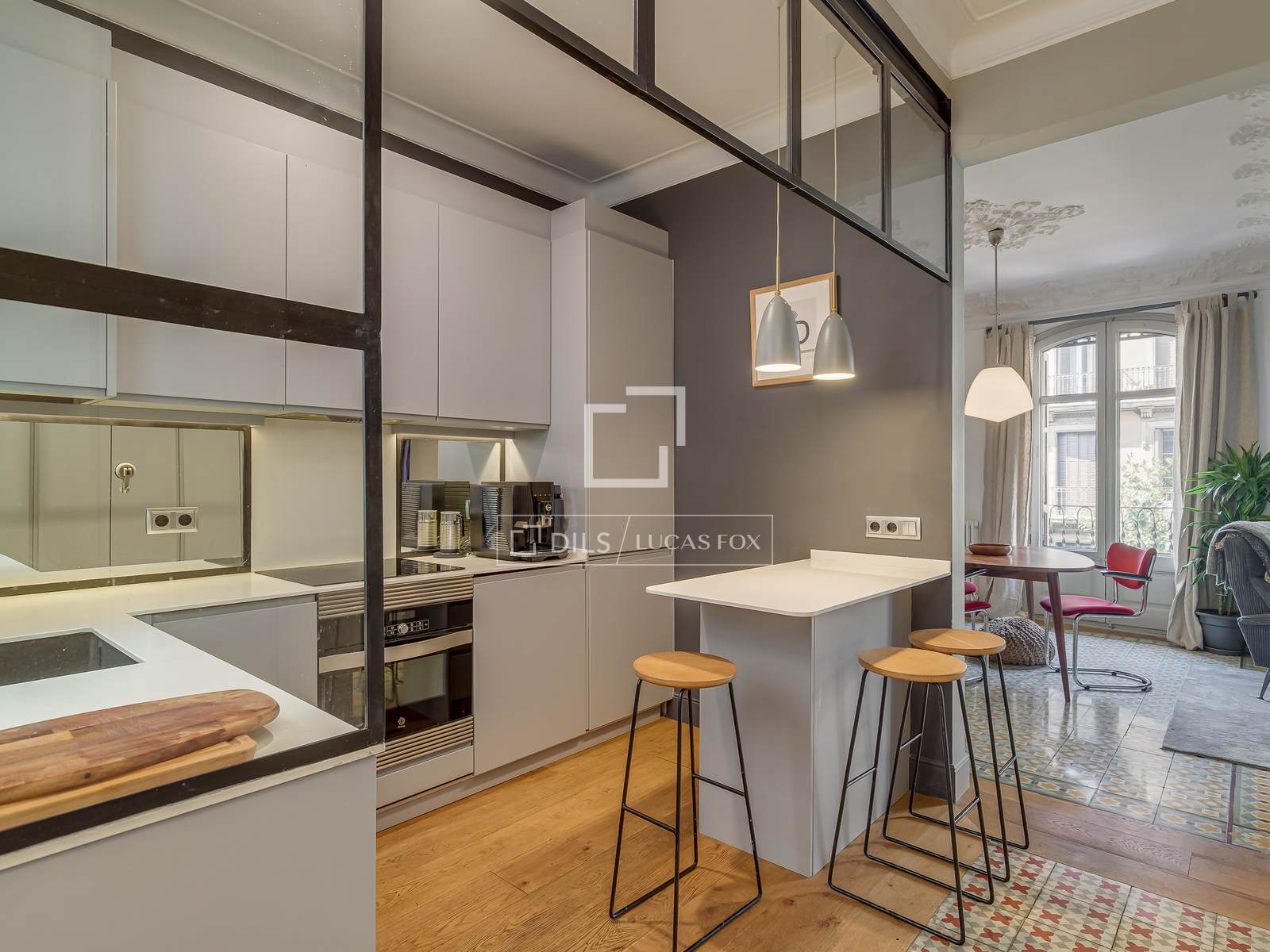 Apartamento en Barcelona, España 3 dormitorios, 105 m2 No. 194290