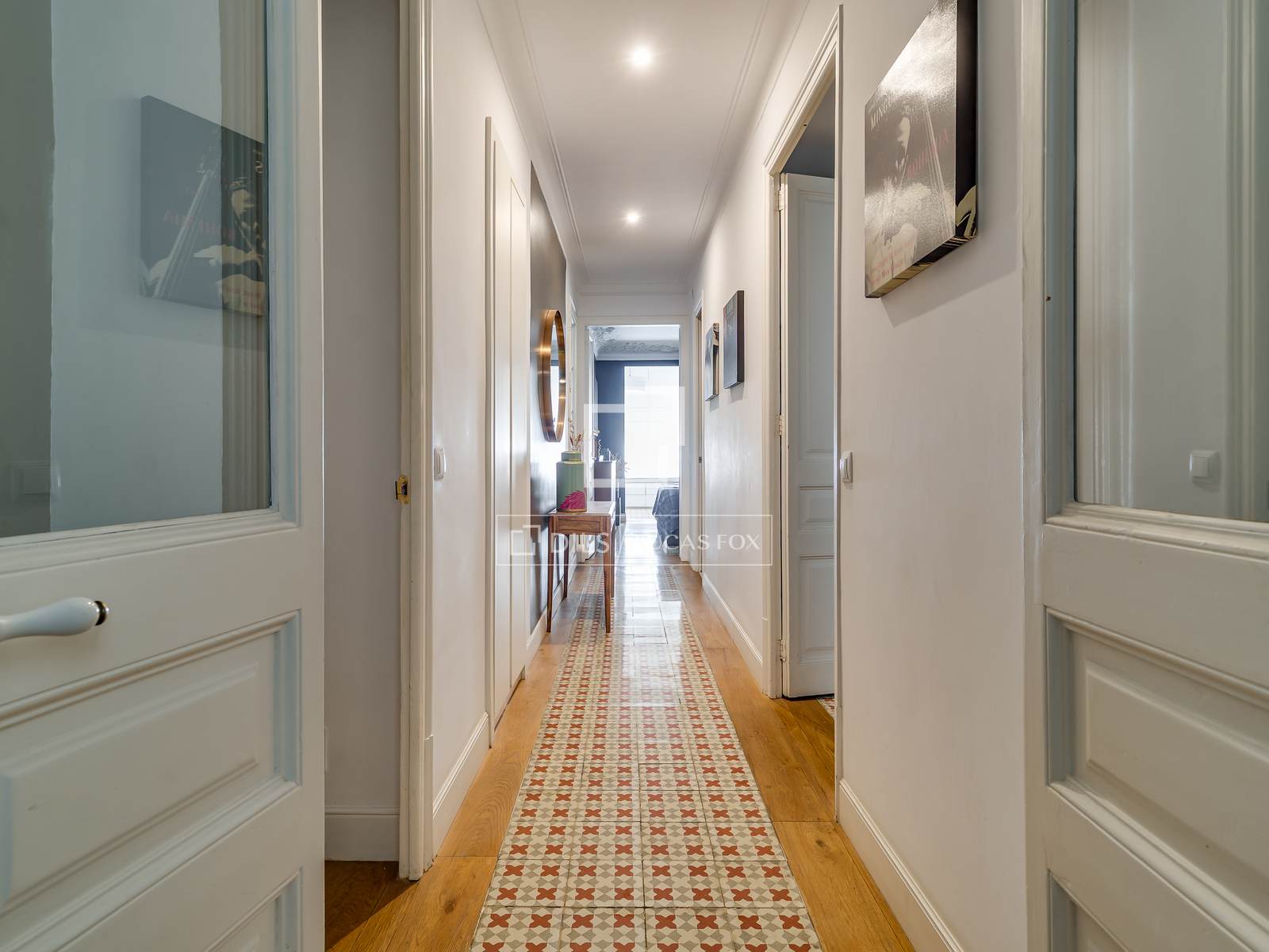 Apartamento en Barcelona, España 3 dormitorios, 105 m2 No. 194290