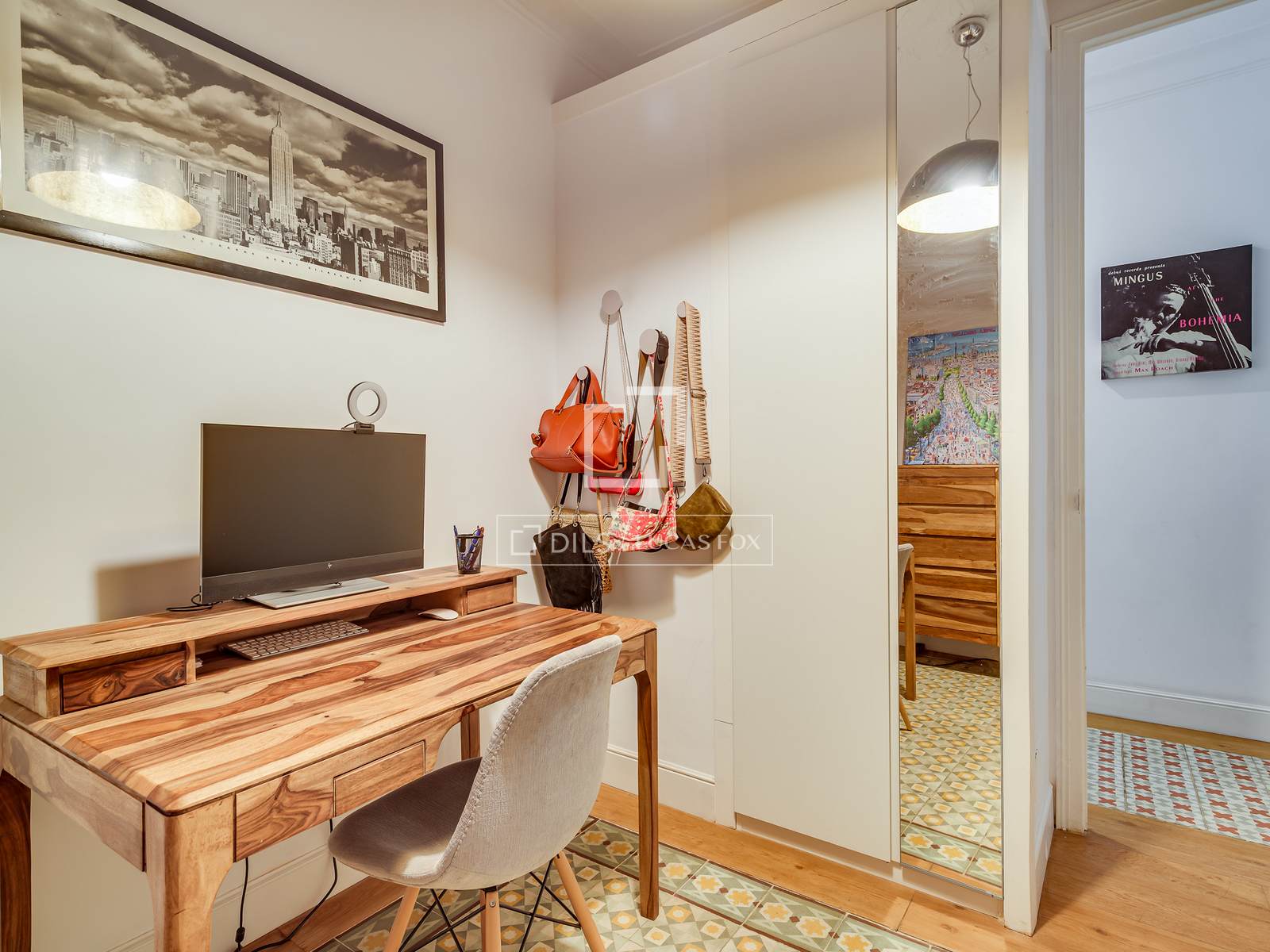 Apartamento en Barcelona, España 3 dormitorios, 105 m2 No. 194290