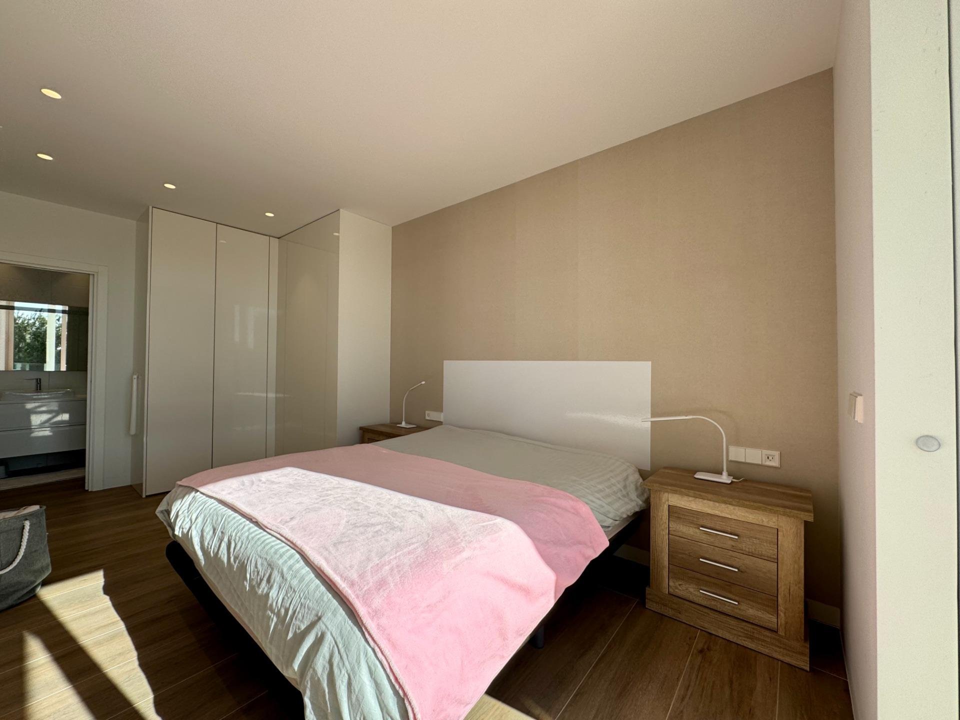 Apartamento en Pinar De Campoverde, Alicante, España 3 dormitorios, 203 m2 No. 150152