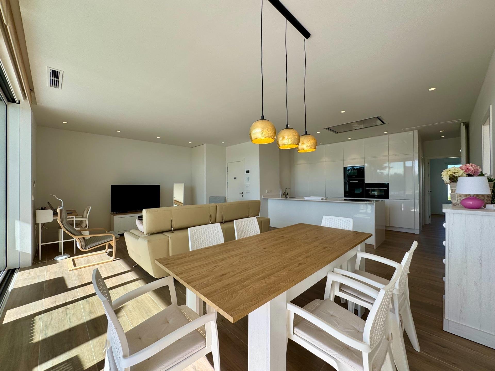 Apartamento en Pinar De Campoverde, Alicante, España 3 dormitorios, 203 m2 No. 150152