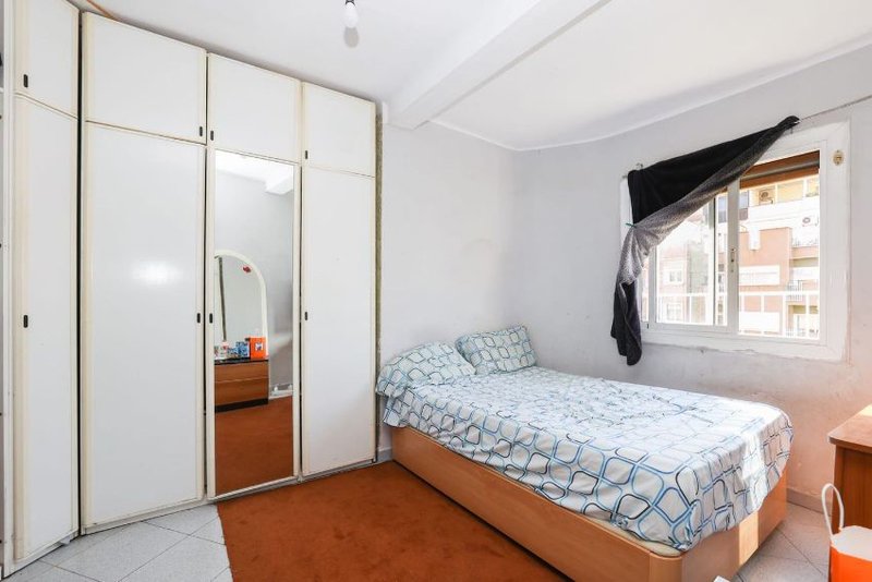 House in Barcelona, Spain 2 bedrooms, 108 sq.m. No. 195304