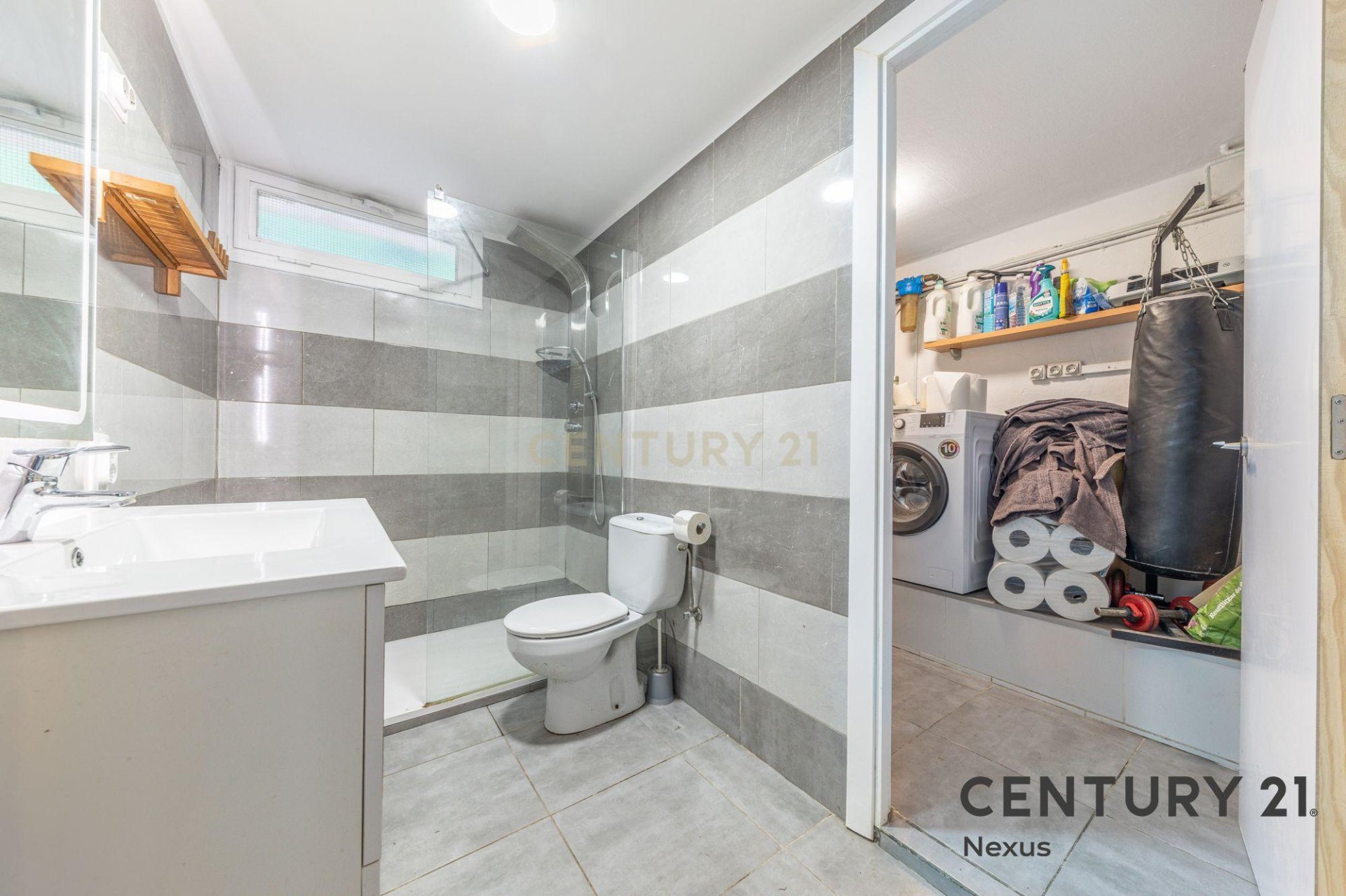 House in Piera, Barcelona, Spain 3 bedrooms, 239 sq.m. No. 195301