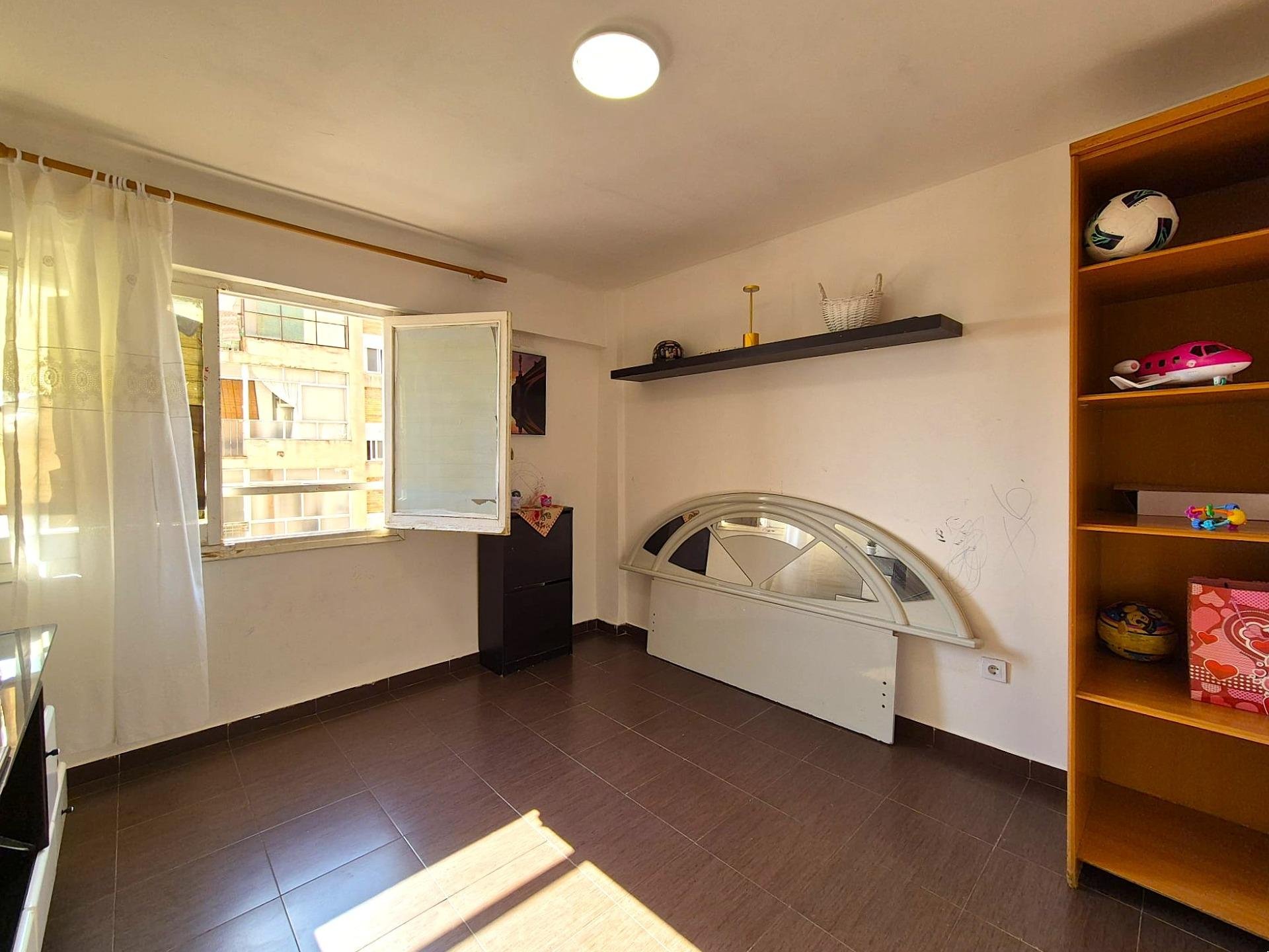 Apartment à Alicante, Espagne 1 chambre, 72 m2 No. 192279