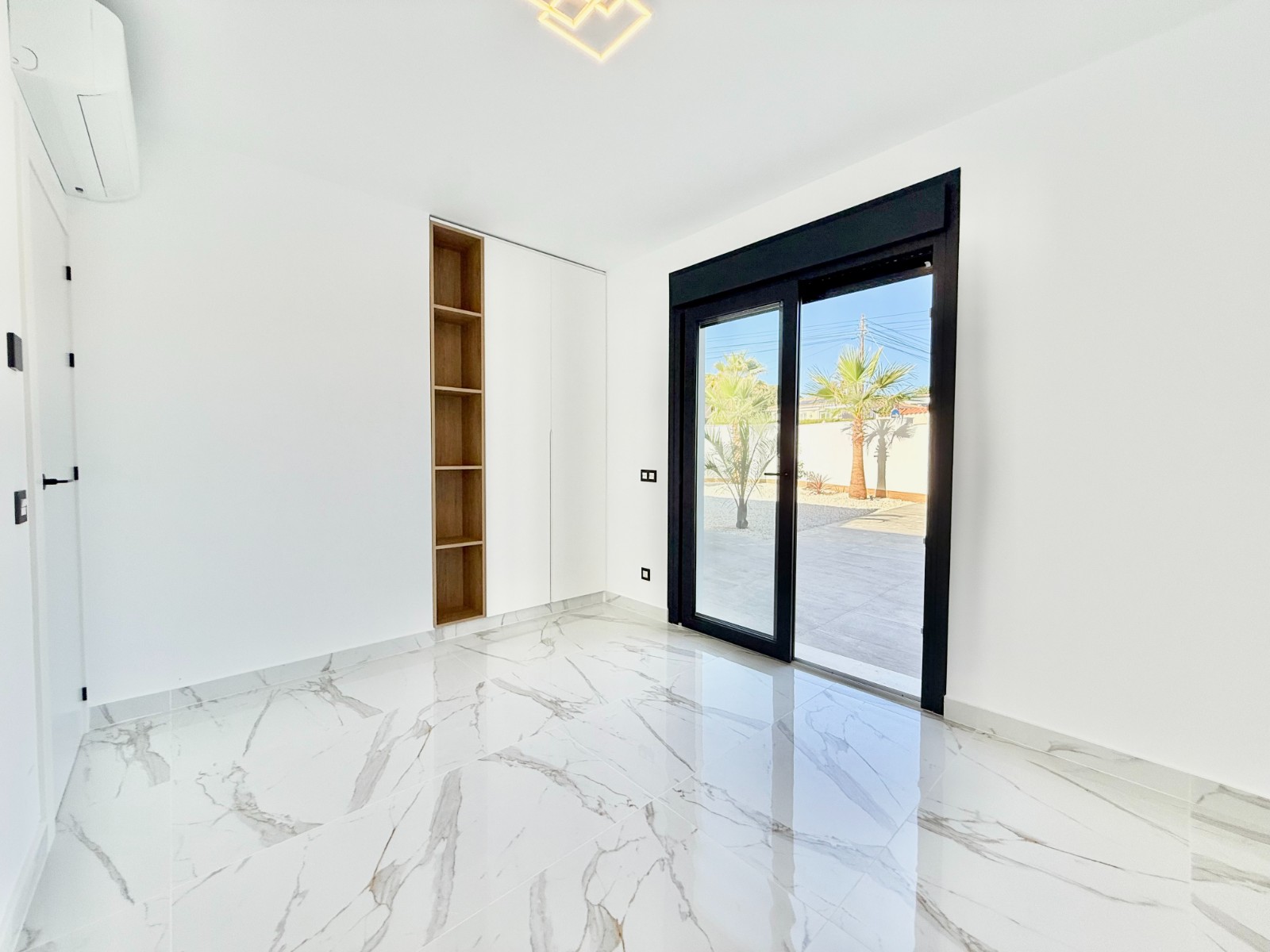Huvila Ciudad Quesada, Alicante, Espanja 4 makuuhuonetta, 205 m2 No. 196008