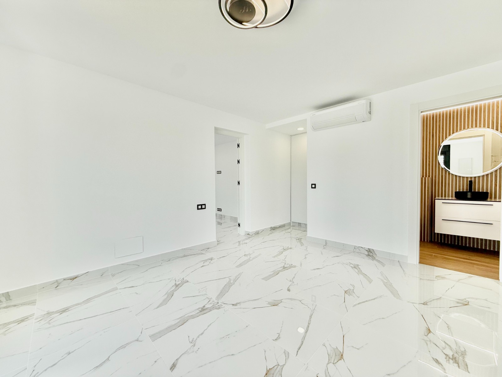 Huvila Ciudad Quesada, Alicante, Espanja 4 makuuhuonetta, 205 m2 No. 196008