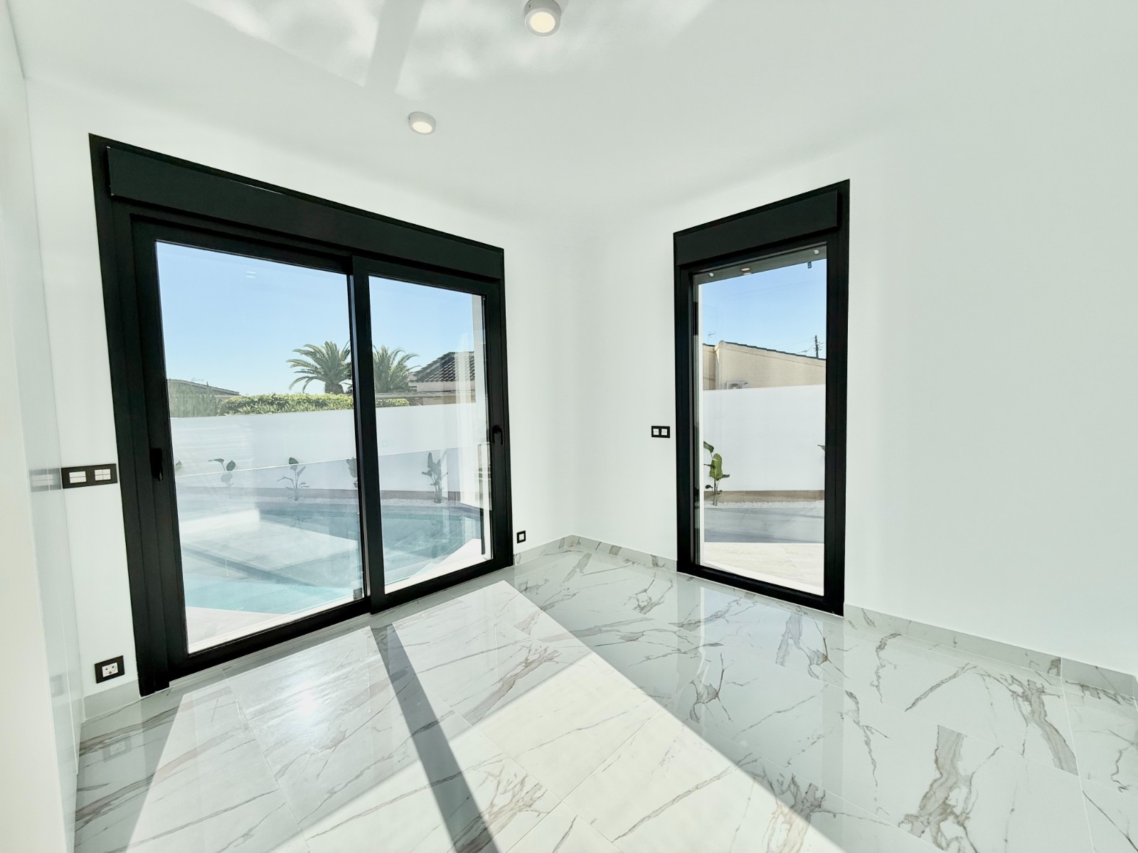 Huvila Ciudad Quesada, Alicante, Espanja 4 makuuhuonetta, 205 m2 No. 196008