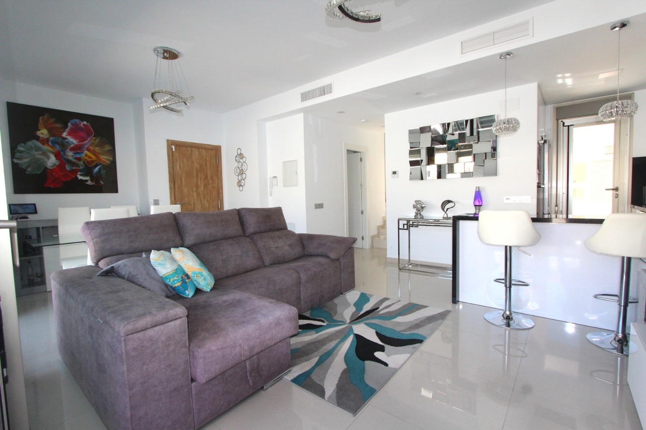 Villa Villamartin, Alicante, Spānijā 5 istabas,  Nr. 196003
