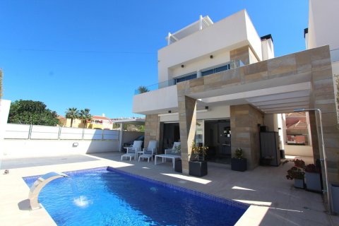 Villa i Villamartin, Alicante, Spanien 5 sovrum,  Nr. 196003