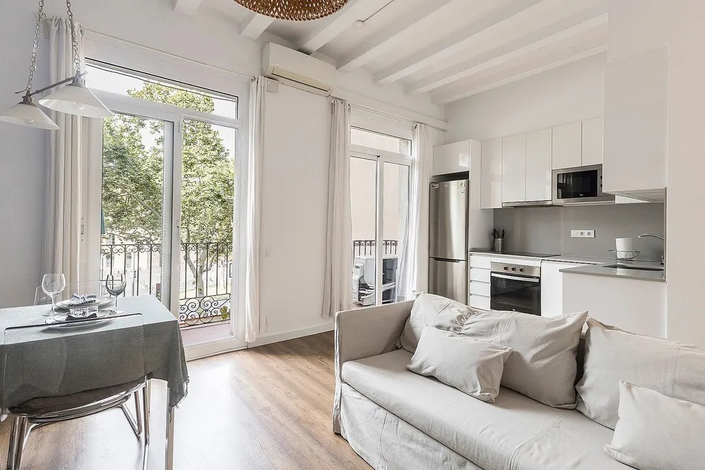 Wohnung in Barcelona, Spanien 2 Schlafzimmer,  Nr. 140758