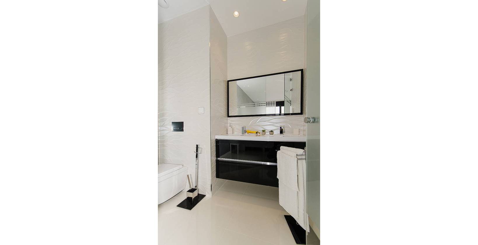 Villa in Dehesa De Campoamor, Alicante, Spain 4 bedrooms, 239 sq.m. No. 188874