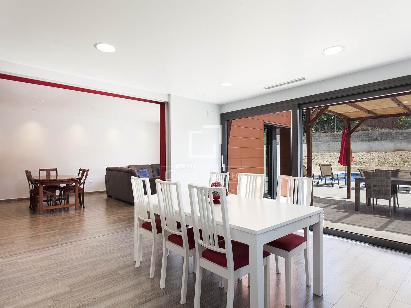 Huvila Sitges, Barcelona, Espanja 3 makuuhuonetta, 319 m2 No. 150932