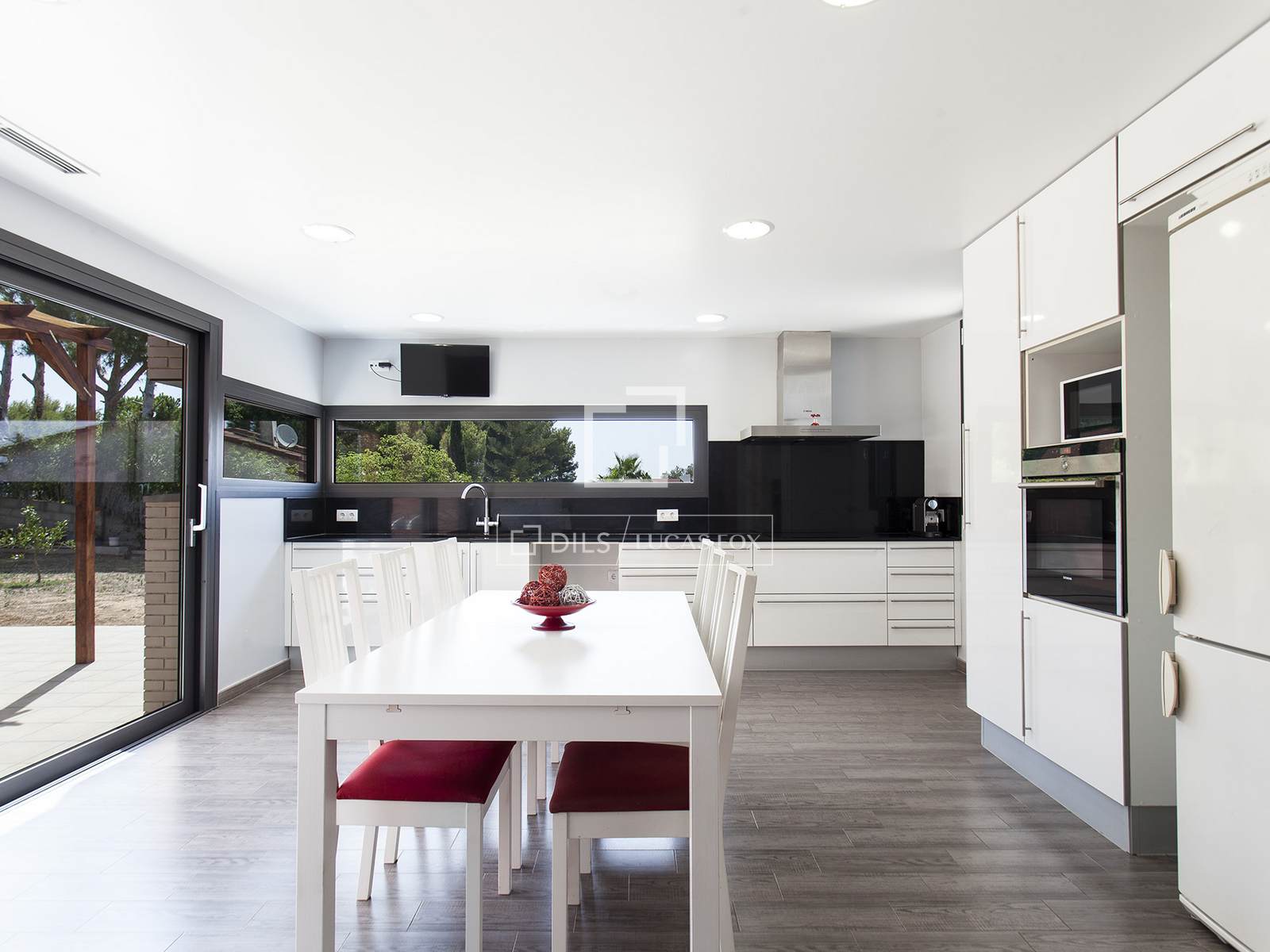 Huvila Sitges, Barcelona, Espanja 3 makuuhuonetta, 319 m2 No. 150932