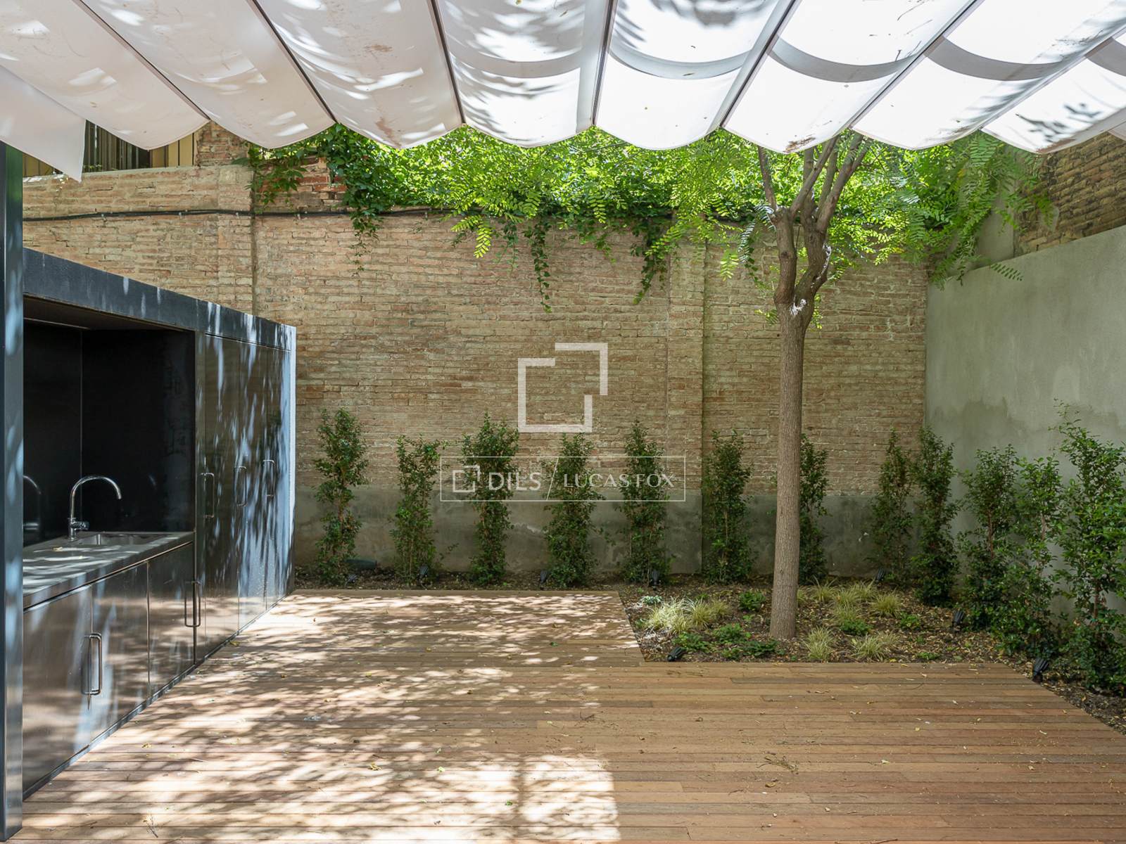 Apartament w Barcelona, Hiszpania 3 sypialnie, 196 mkw. nr 150931